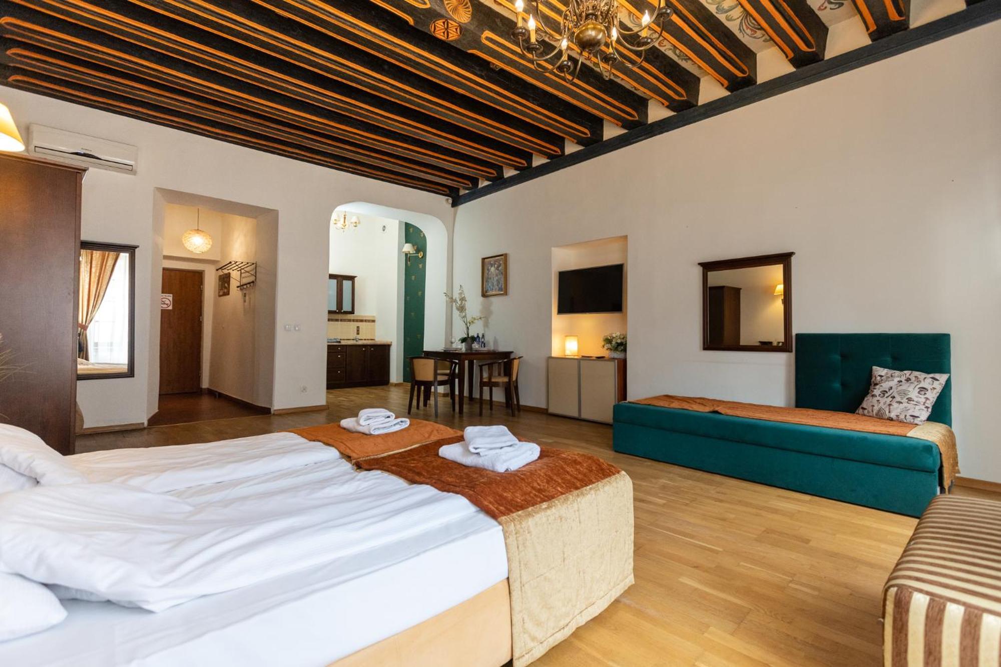 Od Kuchni - Apartamenty Lublin Bagian luar foto