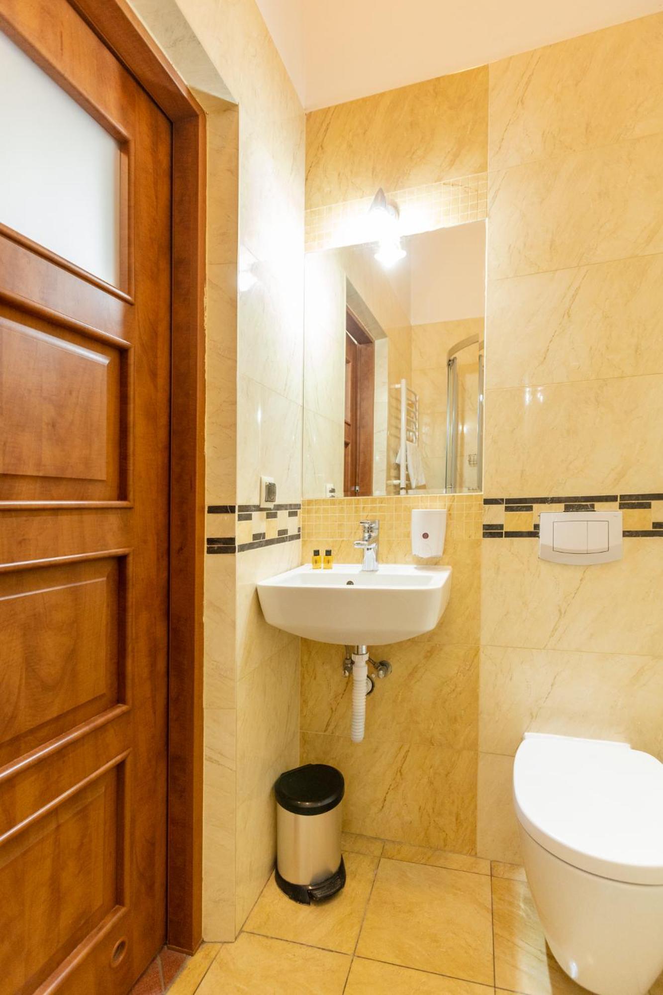 Od Kuchni - Apartamenty Lublin Bagian luar foto